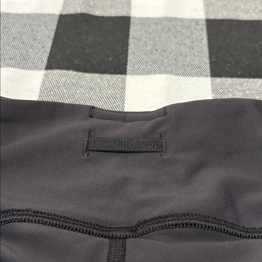 Lululemon Tight Stuff Black Gray Reflective Dots Scalloped Hem Leggings Tights 4 - Picture 9 of 16